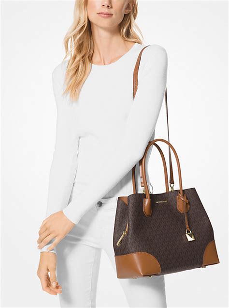 michael kors satchel with magnetic close and out zipper pocket|Mercer Gallery Medium Logo Satchel .